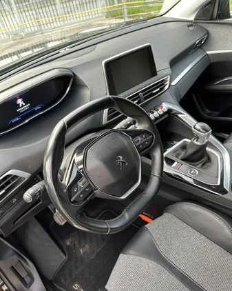 Peugeot 5008 cena 71500 przebieg: 177500, rok produkcji 2018 z Nowe Miasteczko małe 301